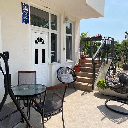 Apartment Viki Lozovac Ngoại thất bức ảnh