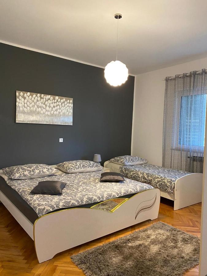 Apartment Viki Lozovac Ngoại thất bức ảnh