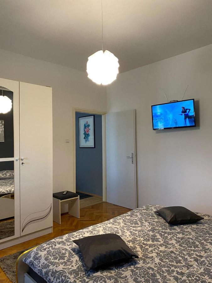 Apartment Viki Lozovac Ngoại thất bức ảnh