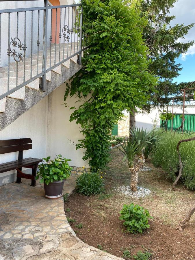 Apartment Viki Lozovac Ngoại thất bức ảnh