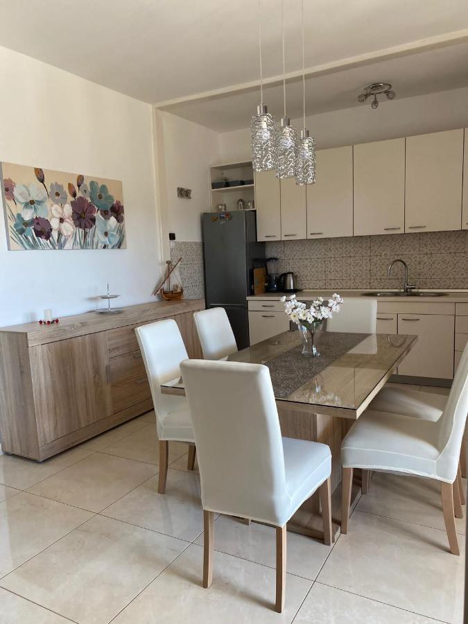 Apartment Viki Lozovac Ngoại thất bức ảnh