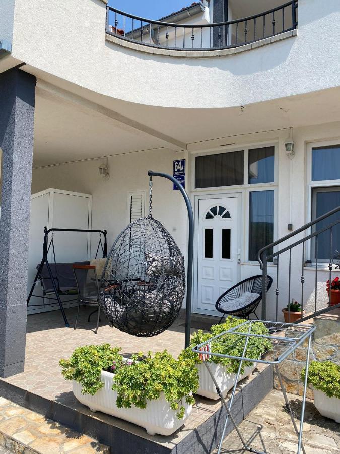 Apartment Viki Lozovac Ngoại thất bức ảnh