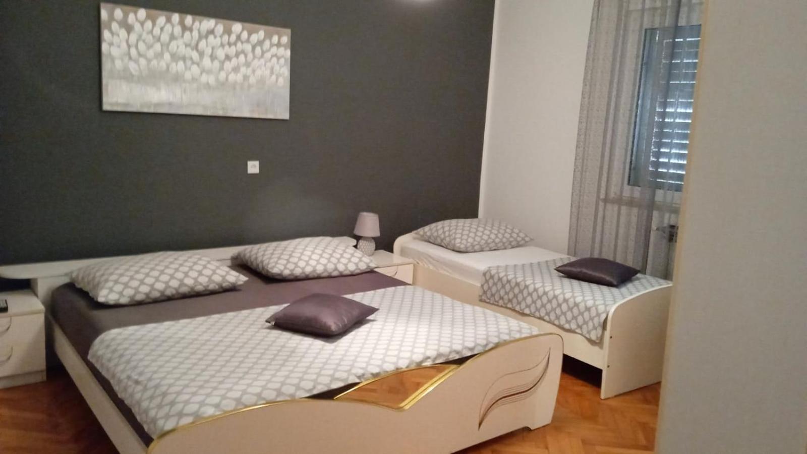 Apartment Viki Lozovac Ngoại thất bức ảnh