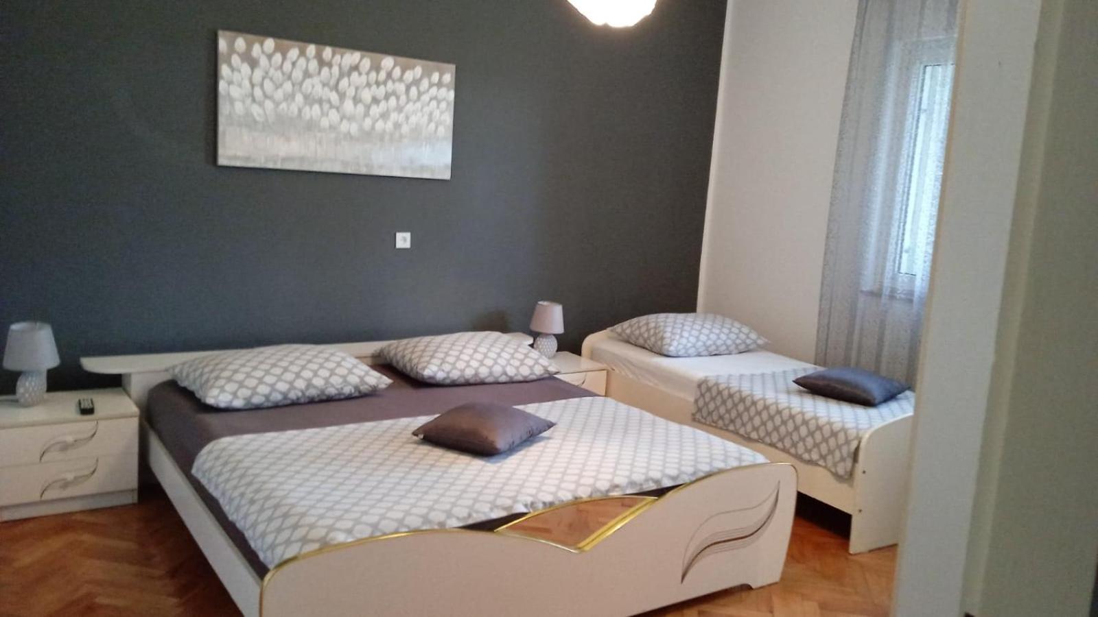 Apartment Viki Lozovac Ngoại thất bức ảnh