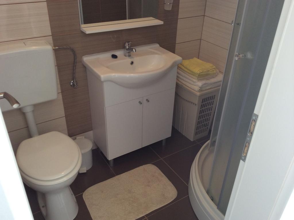 Apartment Viki Lozovac Phòng bức ảnh